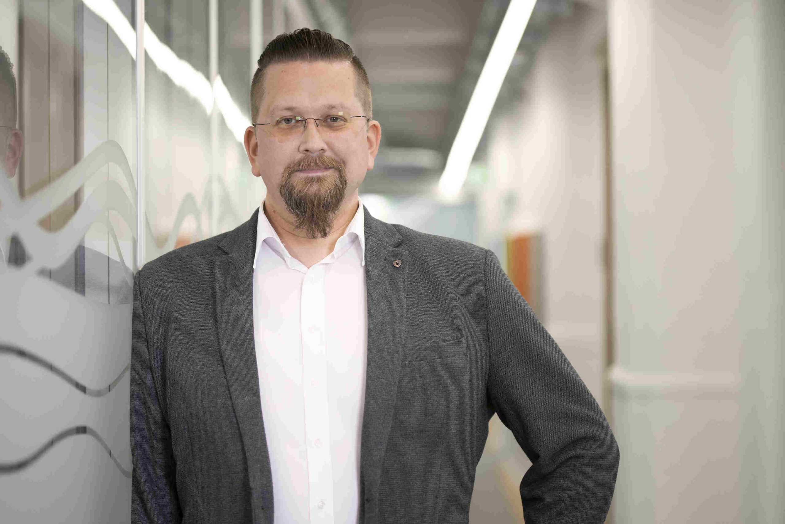 Auf dem Bild ist Tim Berghoff zu sehen